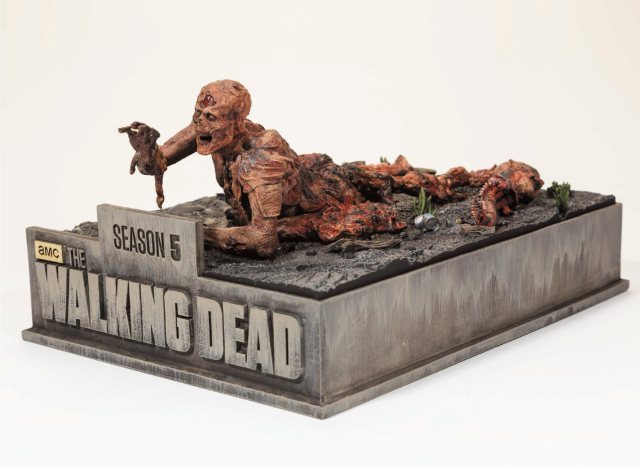 Another Bonus Feature From The Walking Dead Season 5 DVD Set